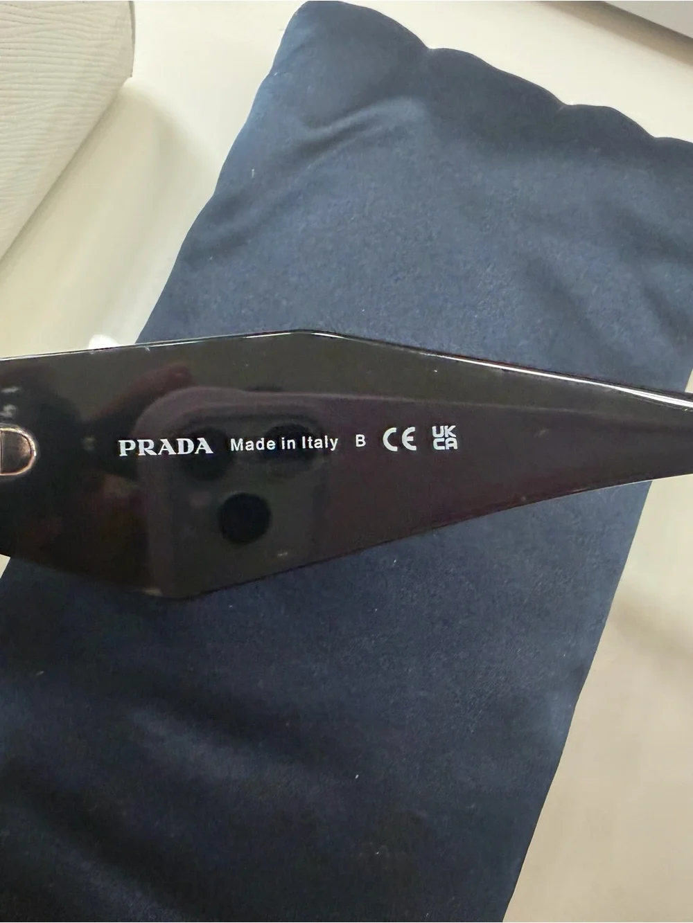 Prada Black Rectangular Sunglasses with White Case - Picture 5 of 7